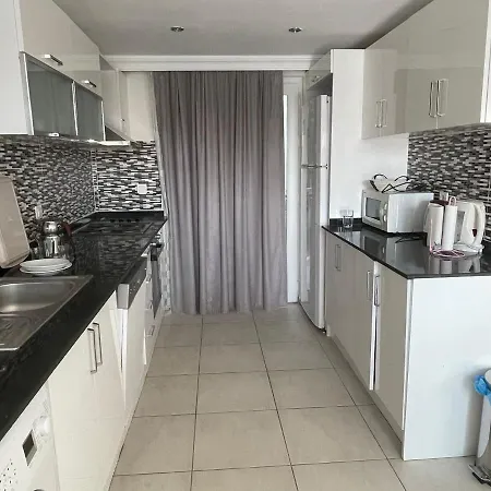 Diamond Villa's فيلة Cedit